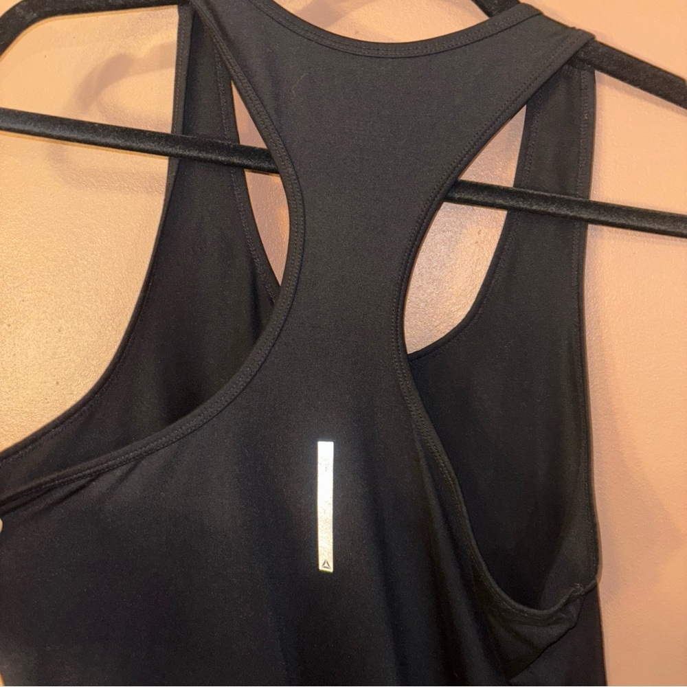Reebok Women’s US Performance Mesh Tank Top Black Size Small - Picture 7 of 7